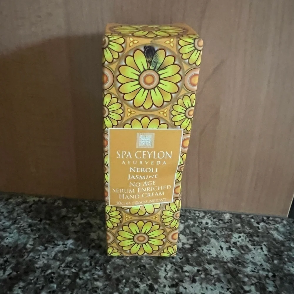 SPA CEYLON Neroli Jasmine No Age Serum Enriched Hand Cream Moisturizing Daily